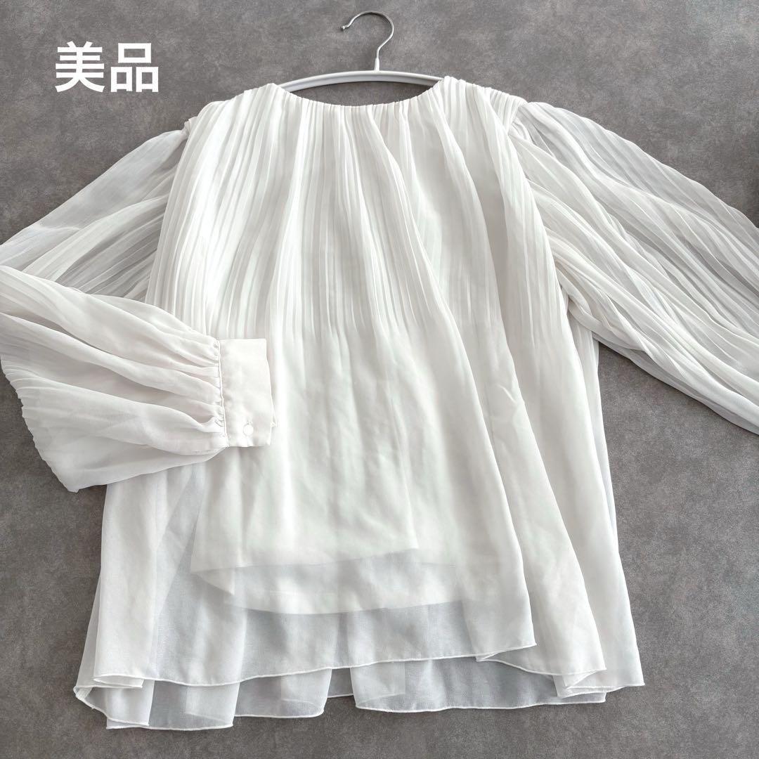 【美品】プリーツブラウス 長袖