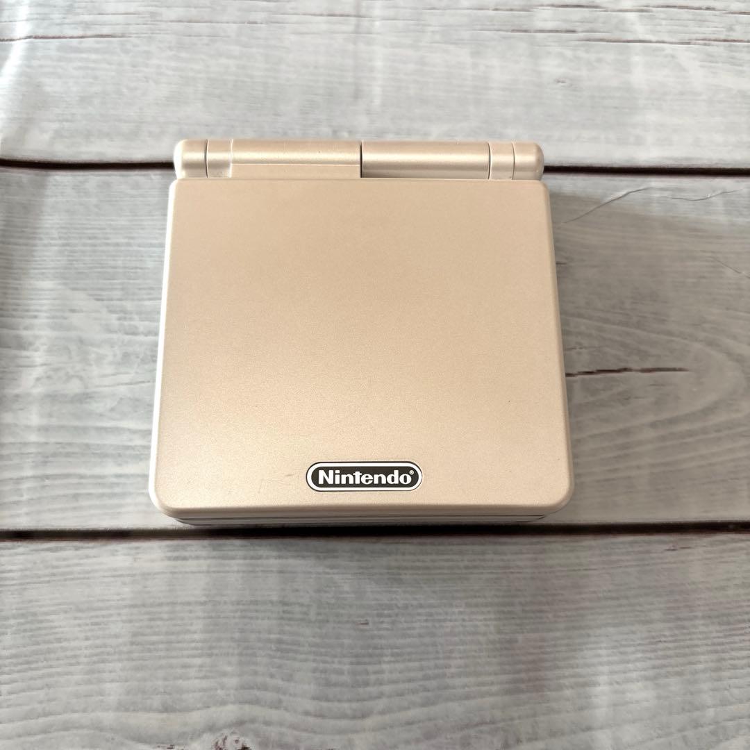 ゲームボーイアドバンスSP 本体　パールホワイト