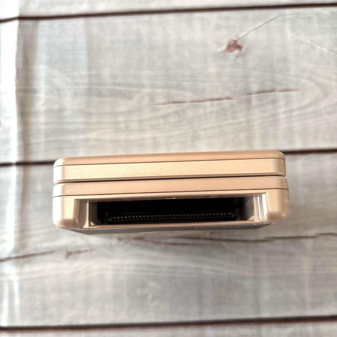 ゲームボーイアドバンスSP 本体　パールホワイト