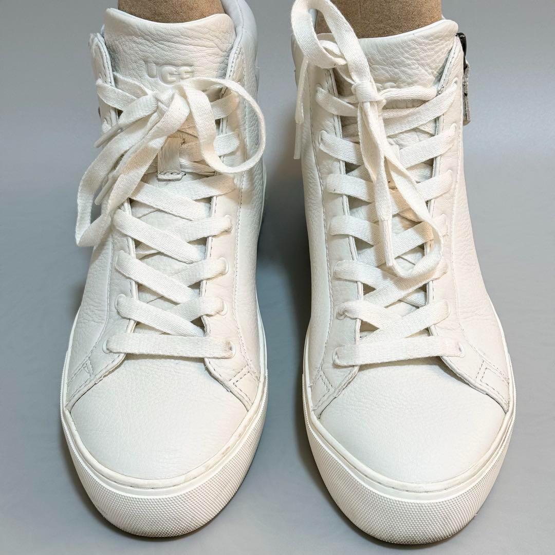 【ゃぃ】UGG　ハイカットスニーカー 24cm OLL　本革　レザー