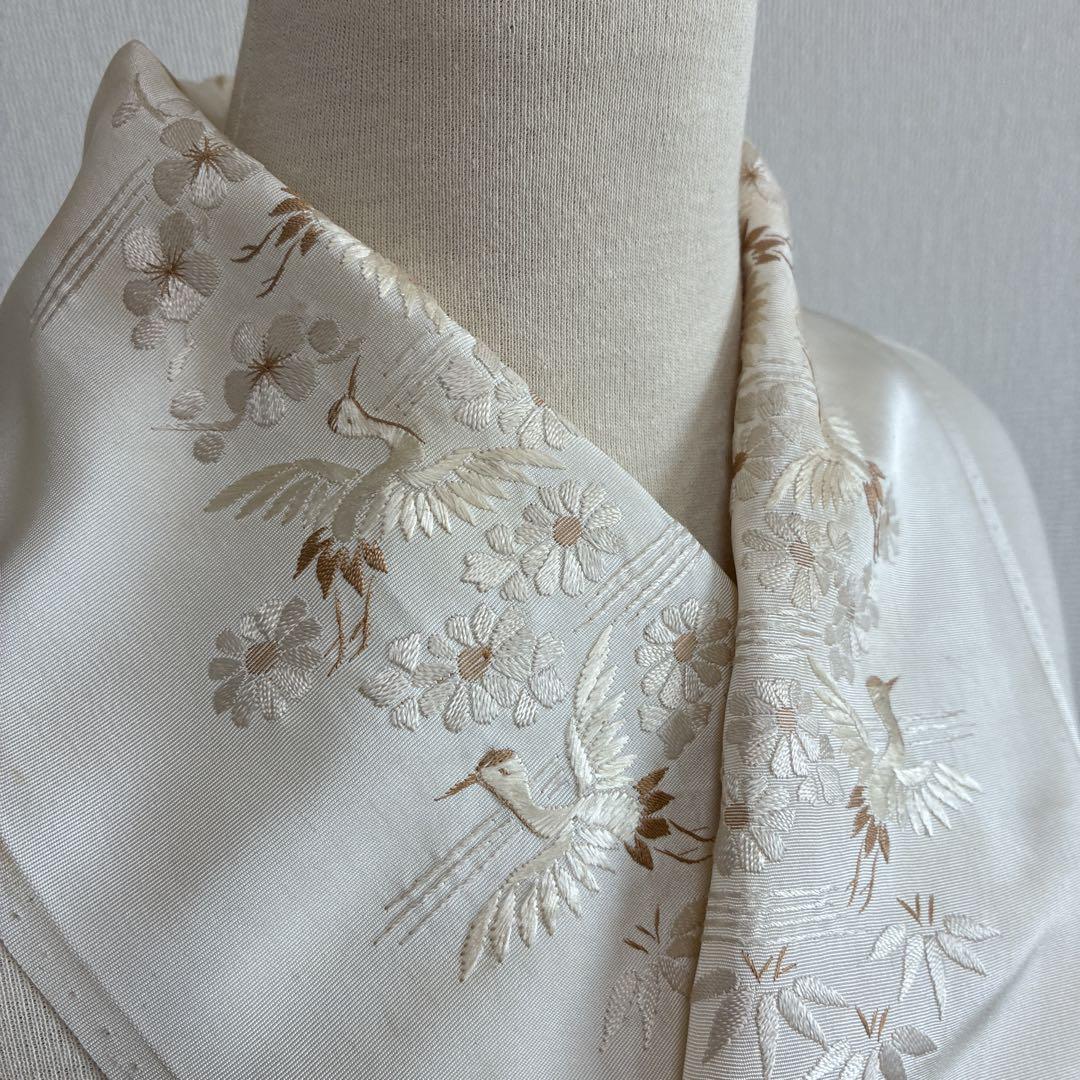 □6227□アンティーク□正絹□時代物 難有 白 鶴菊竹梅 刺繍半衿