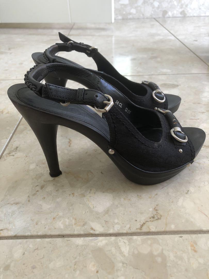 靴 dior