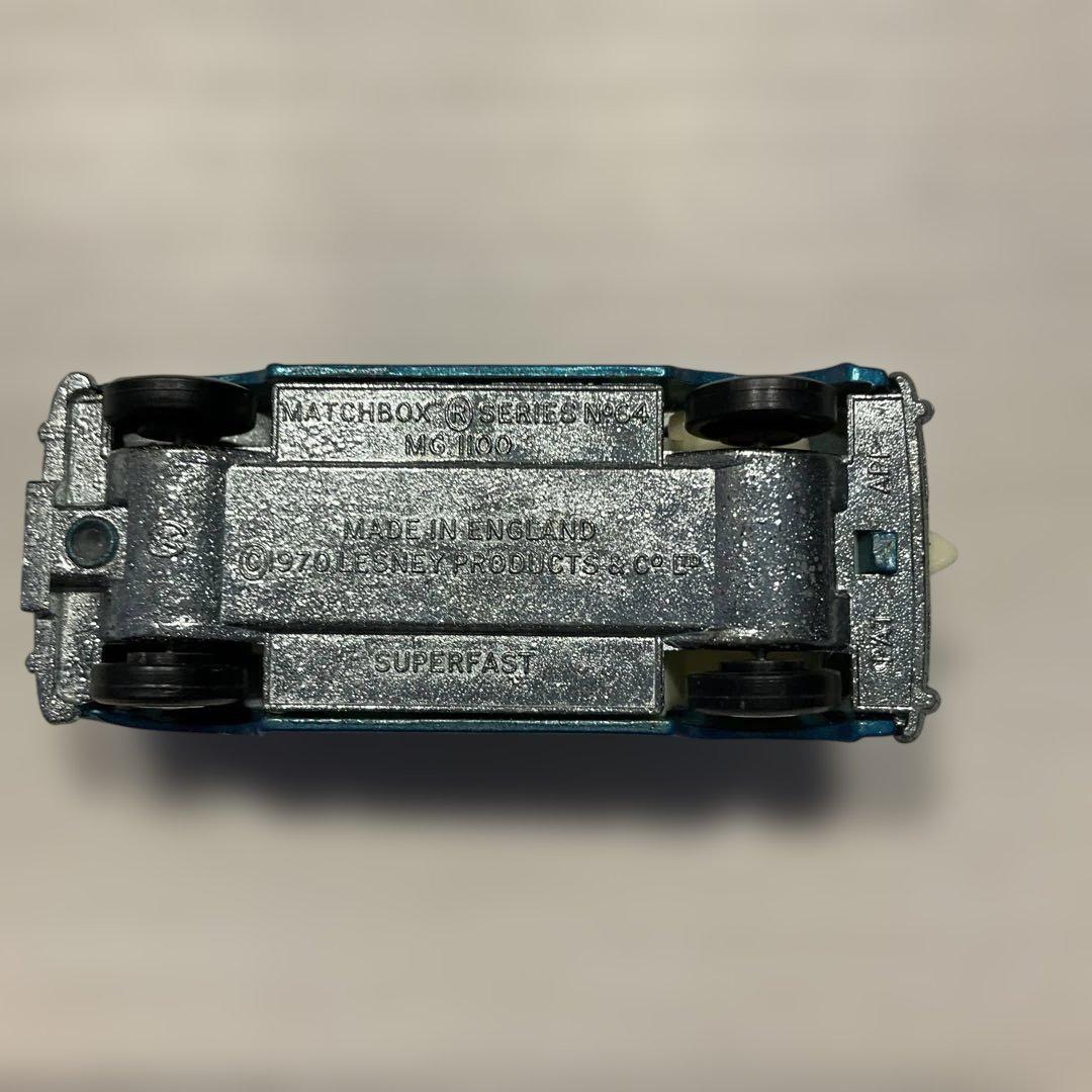 ミニカー　マッチボックス　MG.1100