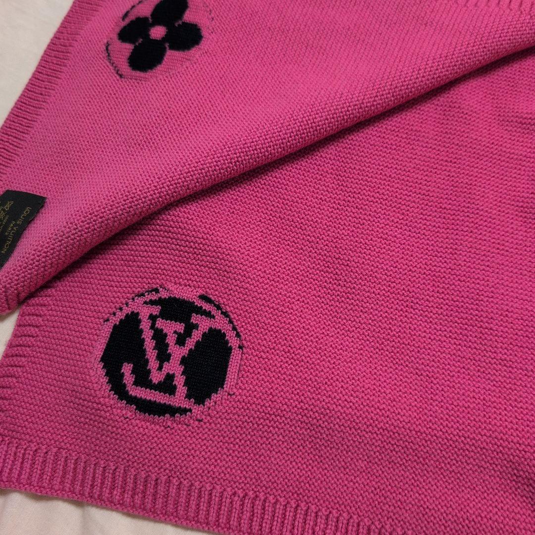 LOUIS VUITTONマフラー