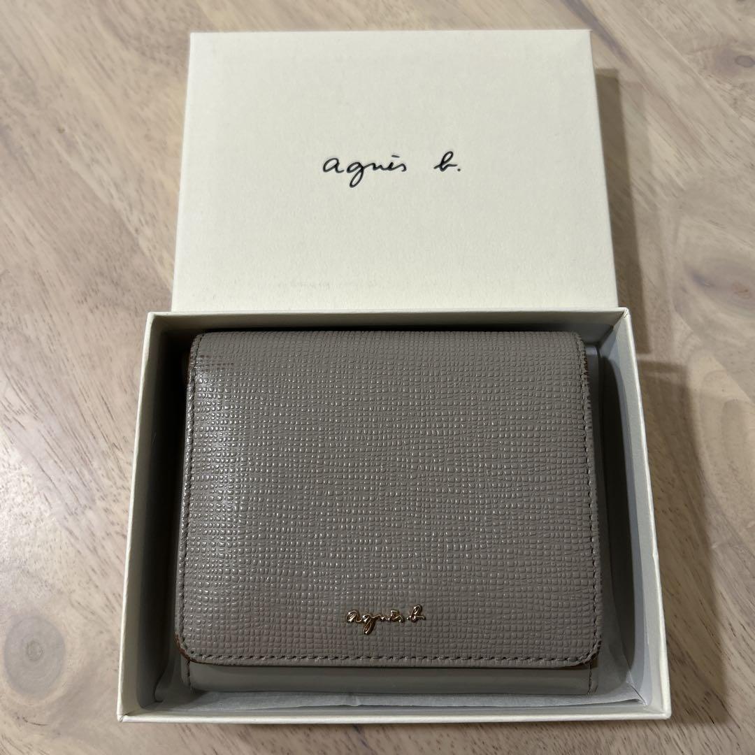 agnès b. 二つ折り財布