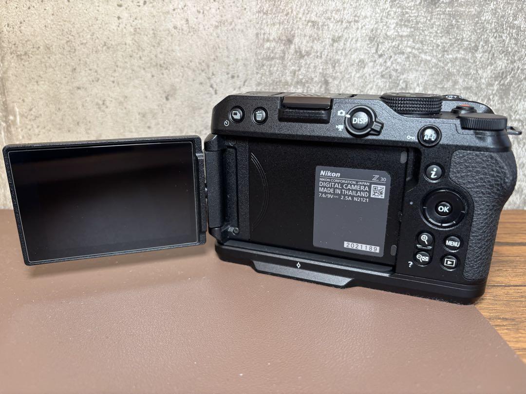 【美品】Nikon Z30+smallRig　ショット2709