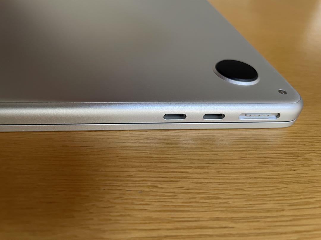 美品】MacBook Air M3 256GB シルバー