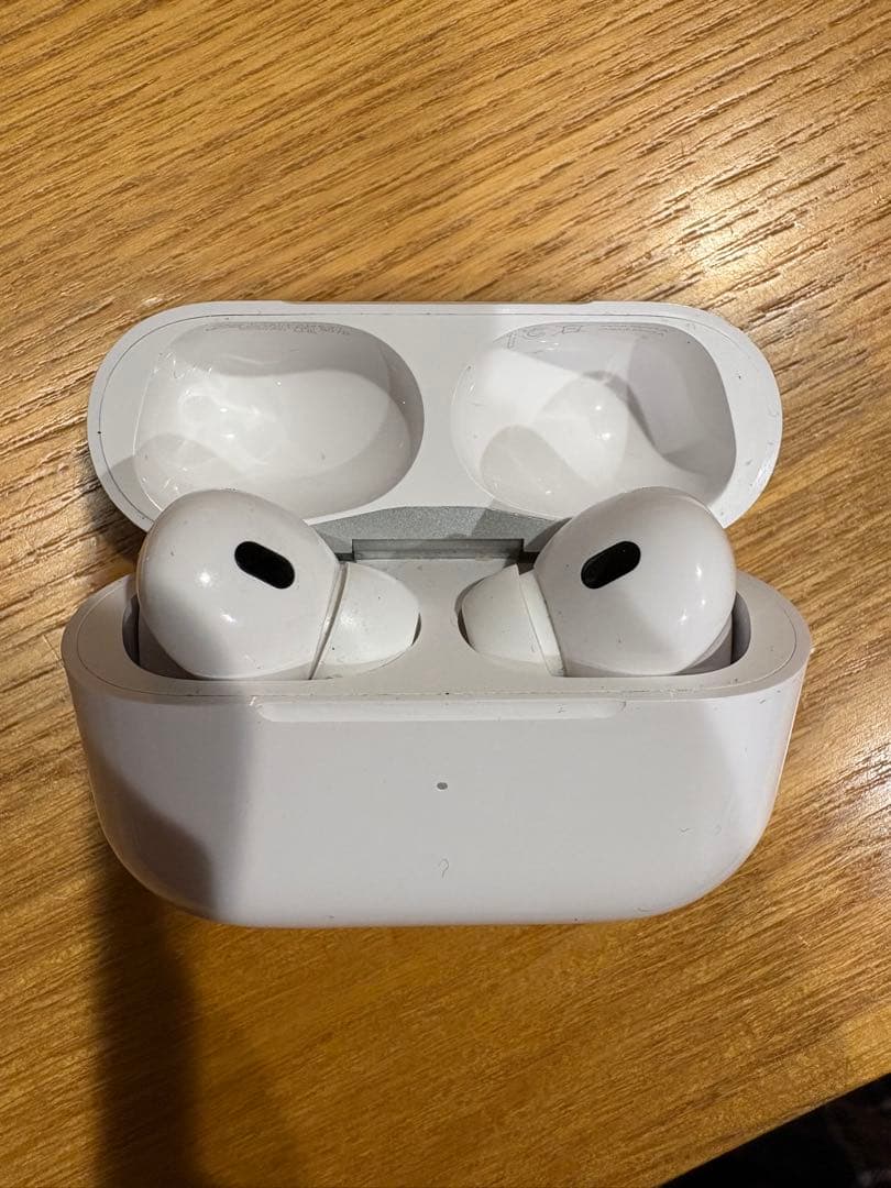 AirPodsPro本体 アップル
