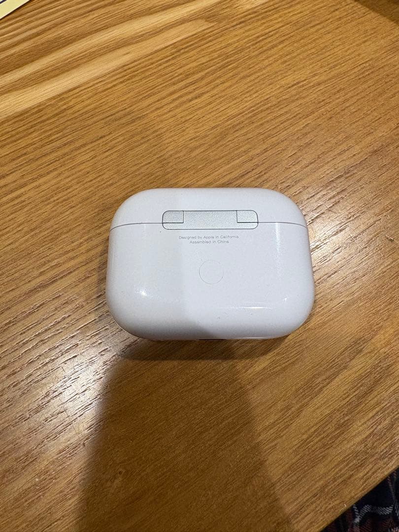 AirPodsPro本体 アップル