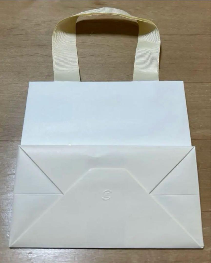 トーン × 福岡 玲衣　チーク　hoteri・アイパレット　nurie
