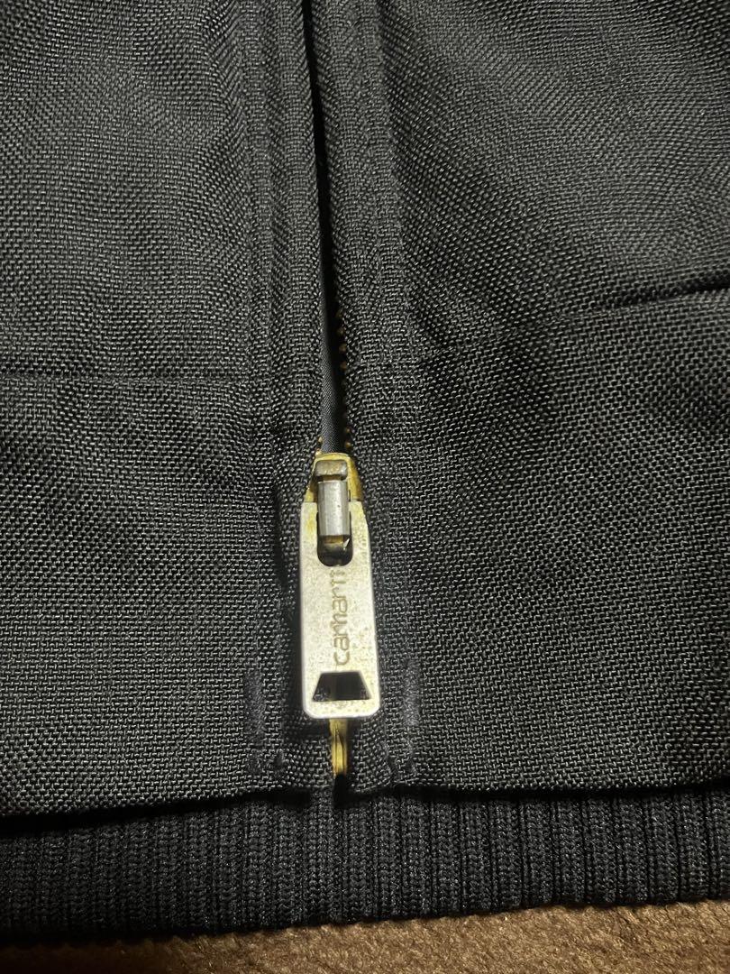 Carhartt ブラック アクティブジャケット フード付きジャケット
