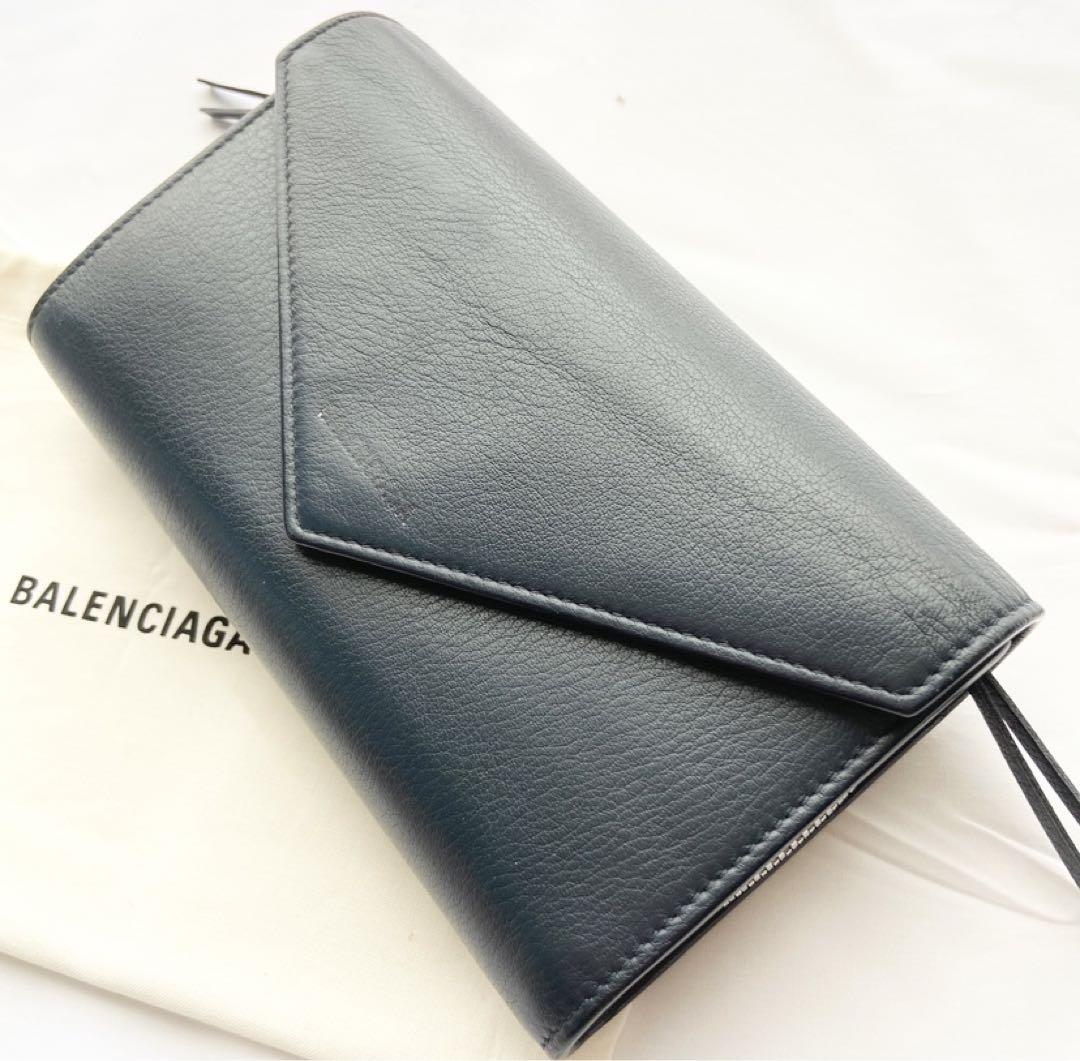 バレンシアガ 長財布 美品