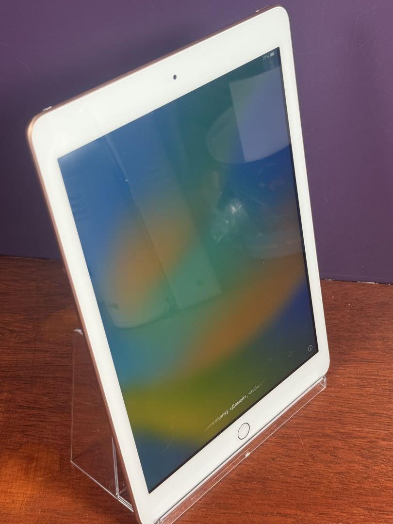 Apple iPad (第6世代) ゴールド 32GB Wi-Fi本体
