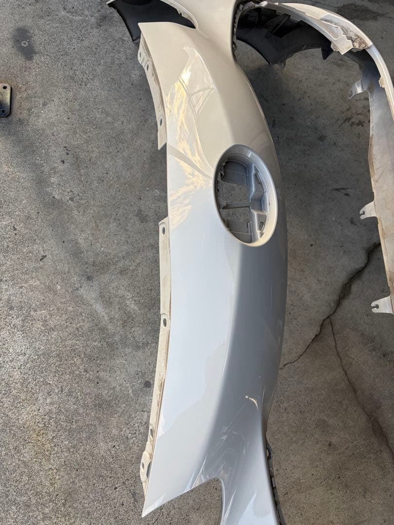 トヨタアクア 中古フロントバンパー(MXPK11系) トヨタアクア 中古フロントバンパー(MXPK11系)