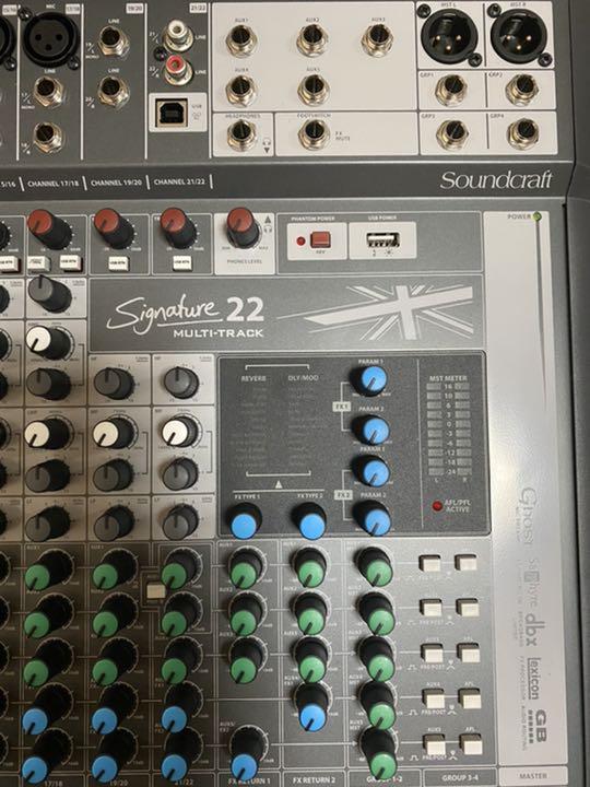 Soundcraft signature 22 MTK アナログミキサー Signature 22 MTK | Soundcraft - Professional Audio Mixers