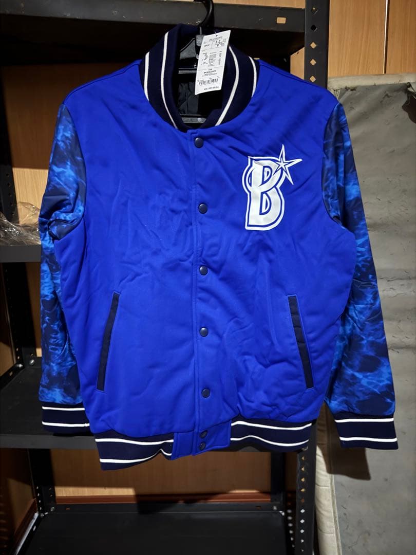 ベイスターズ スタジャンM DESCENTE