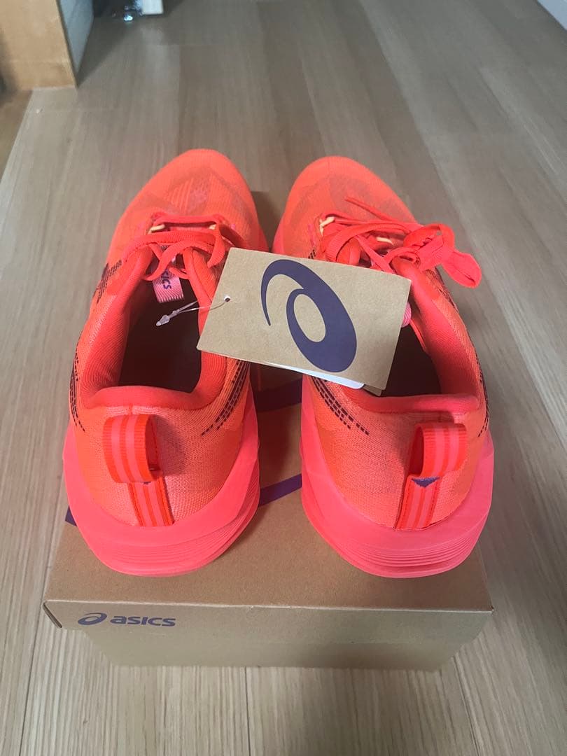 アシックスノヴァブラスト5 27.5センチ アシックスノヴァブラスト5 27.5センチ