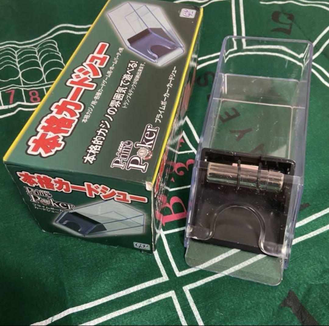 カジノチップ　カジノプレイマット、カードシュー付き