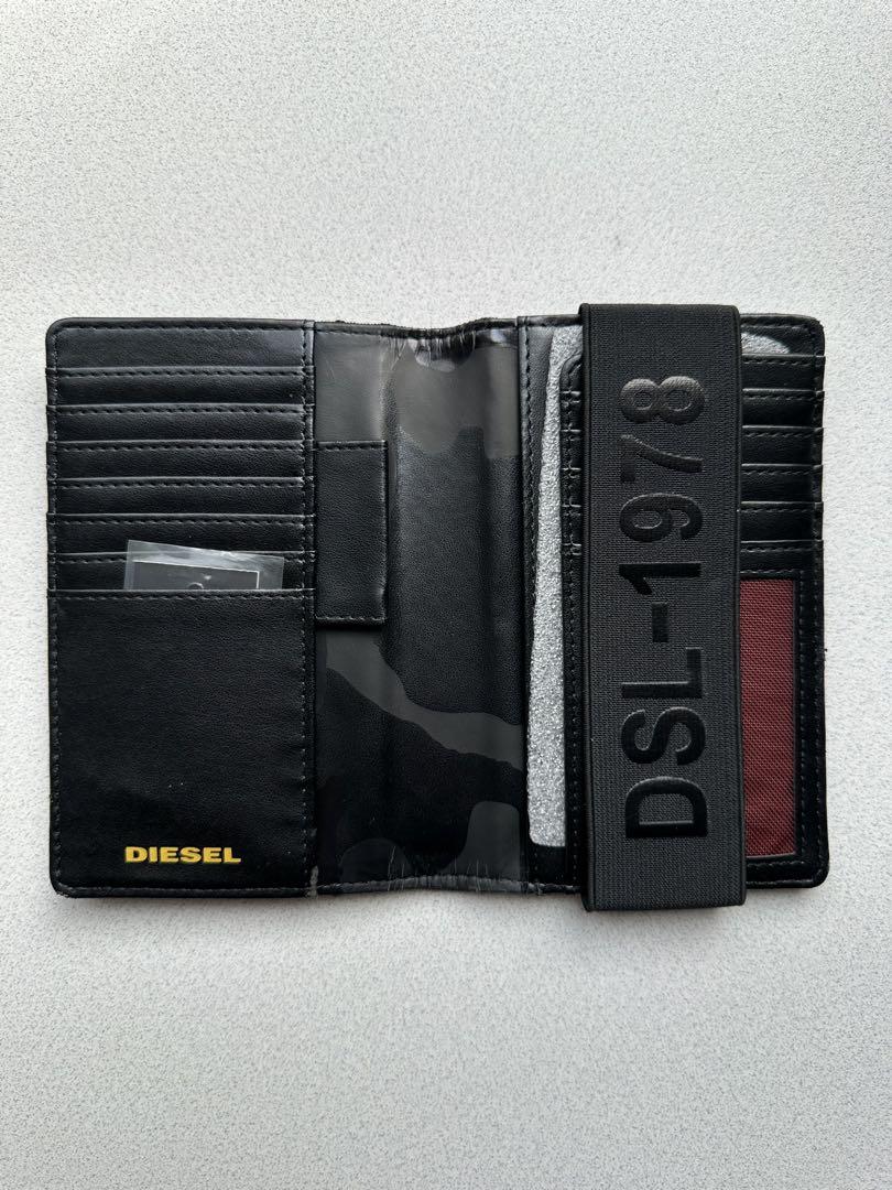 お値下致しました！！DIESEL ブラック 二つ折り財布 即日発送 DIESEL ブラック レザー 二つ折り財布