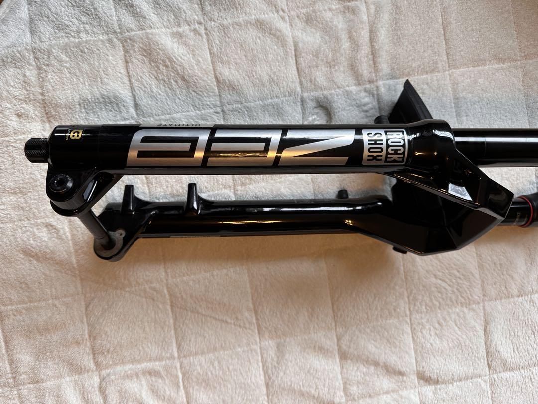 【値引】Rock Shox ZEB Ultimate 29 使用2回180mm
