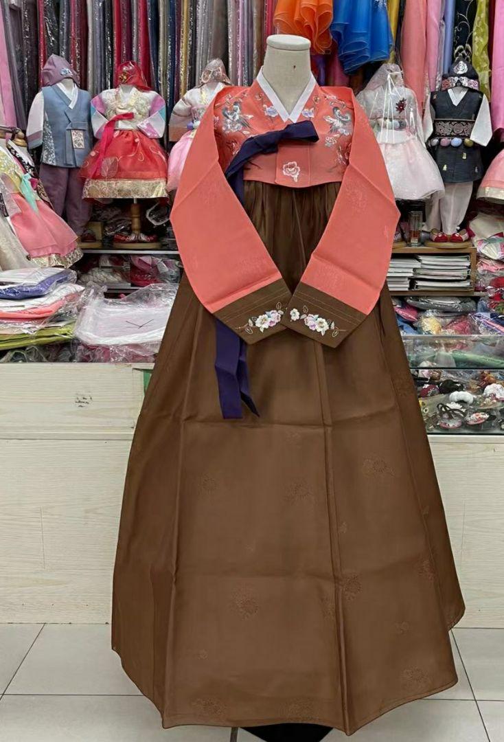 専用専門店高級チマチョゴリ韓国服茶オレンジ刺繍入り 在庫限り 専用専門店高級チマチョゴリ韓国服茶オレンジ刺繍入り 在庫限り