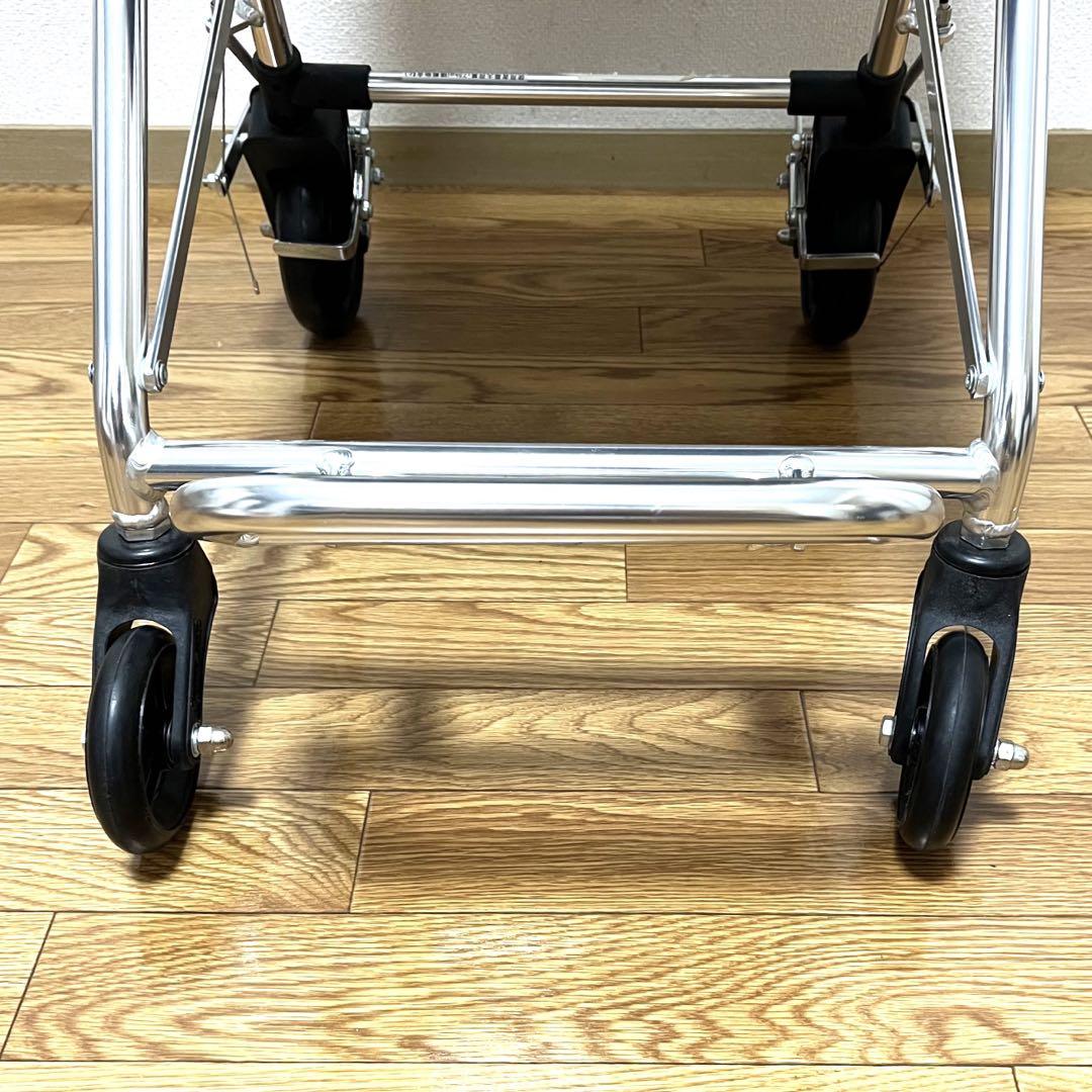 美品 MAKI マキテック 車椅子 軽量 折り畳み式 介護 アルミ