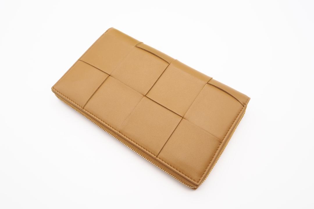 BOTTEGA VENETA ラウンドファスナー長財布 カセット ベージュ A