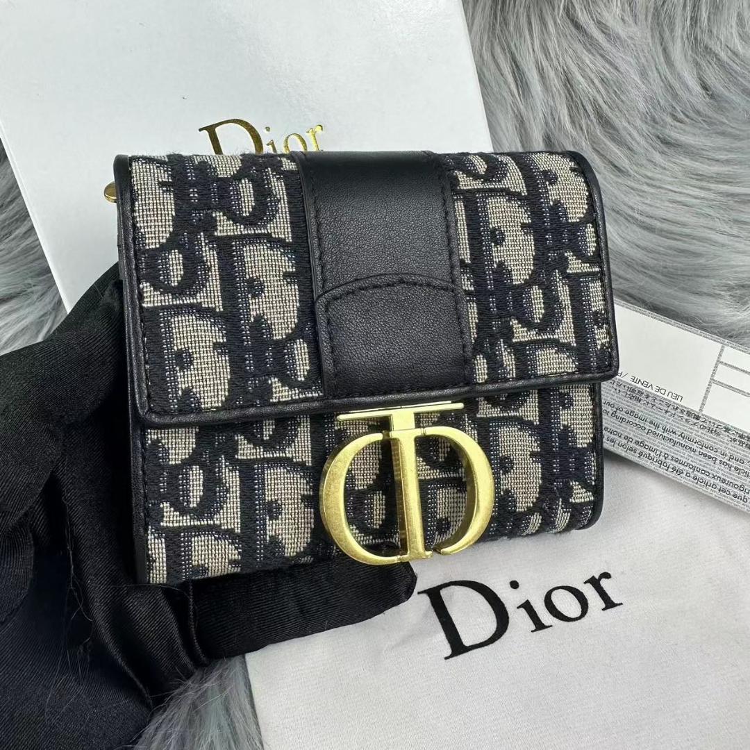Dior モノグラム 三つ折り財布 - メルカリ