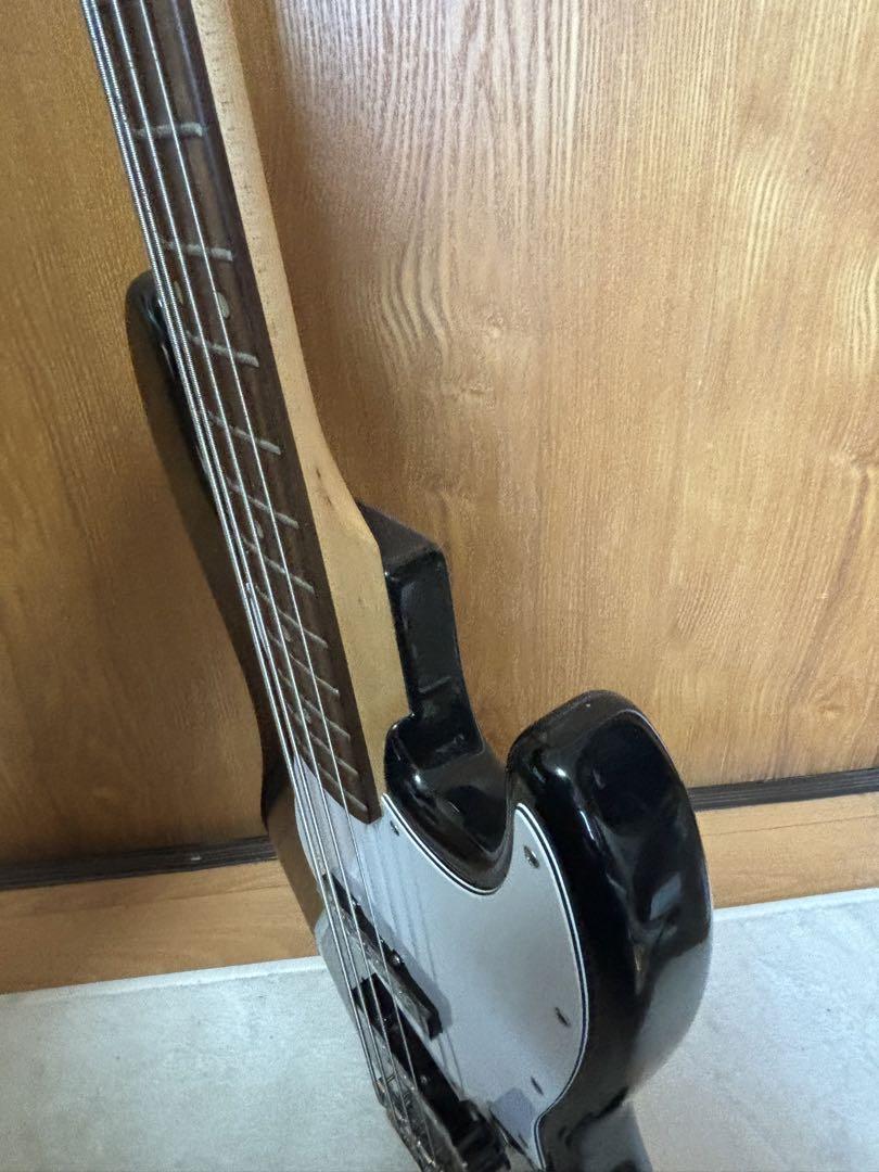 ベース Squier by Fender Affinity Jazz Bass