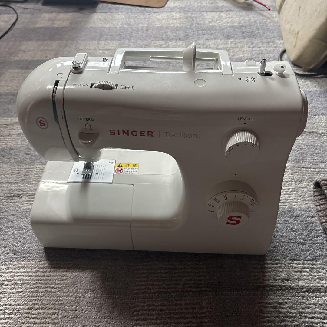 SINGER Tradition 電子ミシン ホワイト