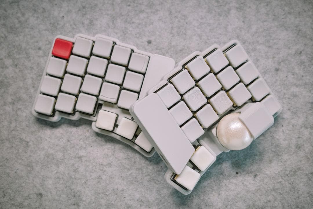 keyball39 組立済み ケース スイッチ キーキャップ付きやや傷や汚れあり