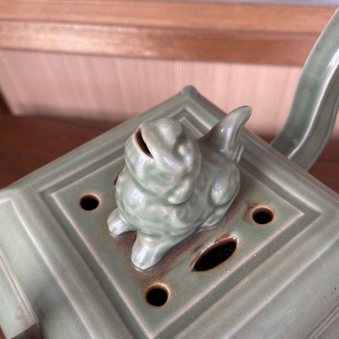 清朝青磁獅子双耳香炉