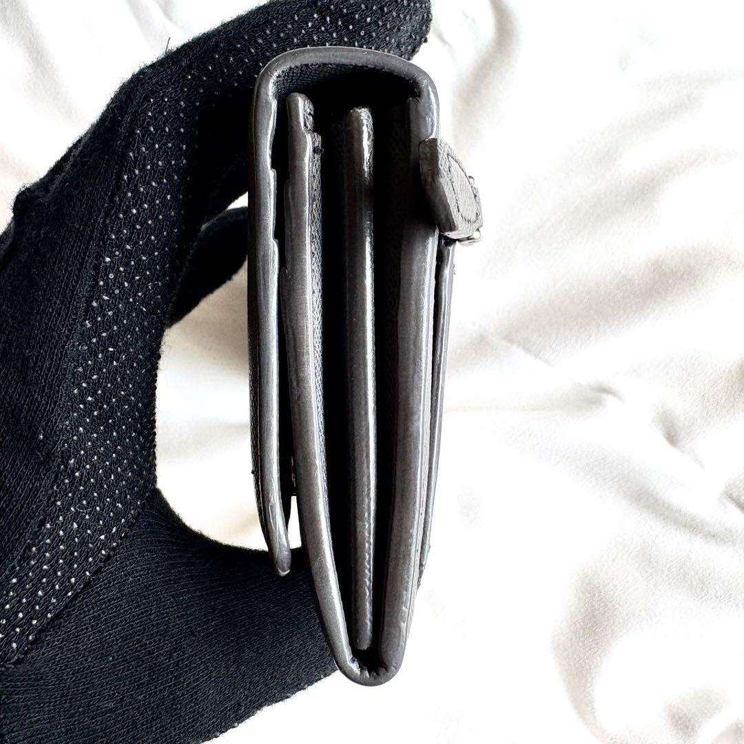 PRADA グレー 長財布 サフィアーノレザー