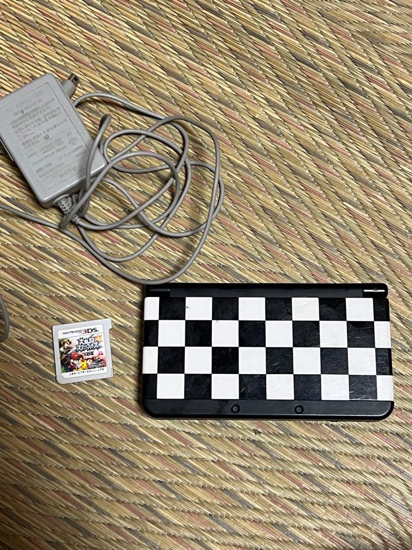 New 3DS チェック柄 本体