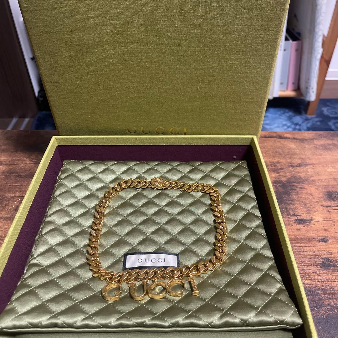 GUCCIネックレス