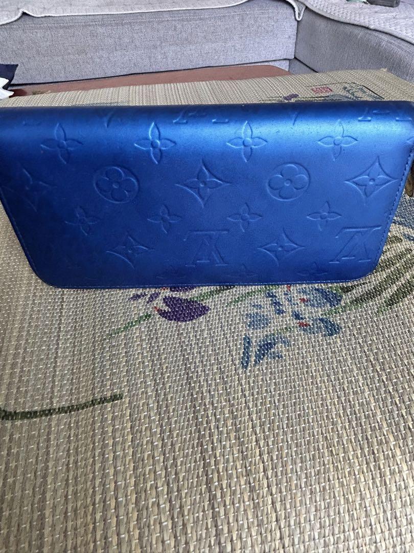LOUIS VUITTON ネイビー長財布　鑑定済み