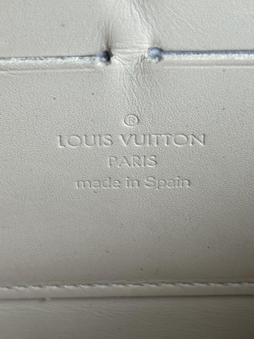 LOUIS VUITTON ネイビー長財布　鑑定済み