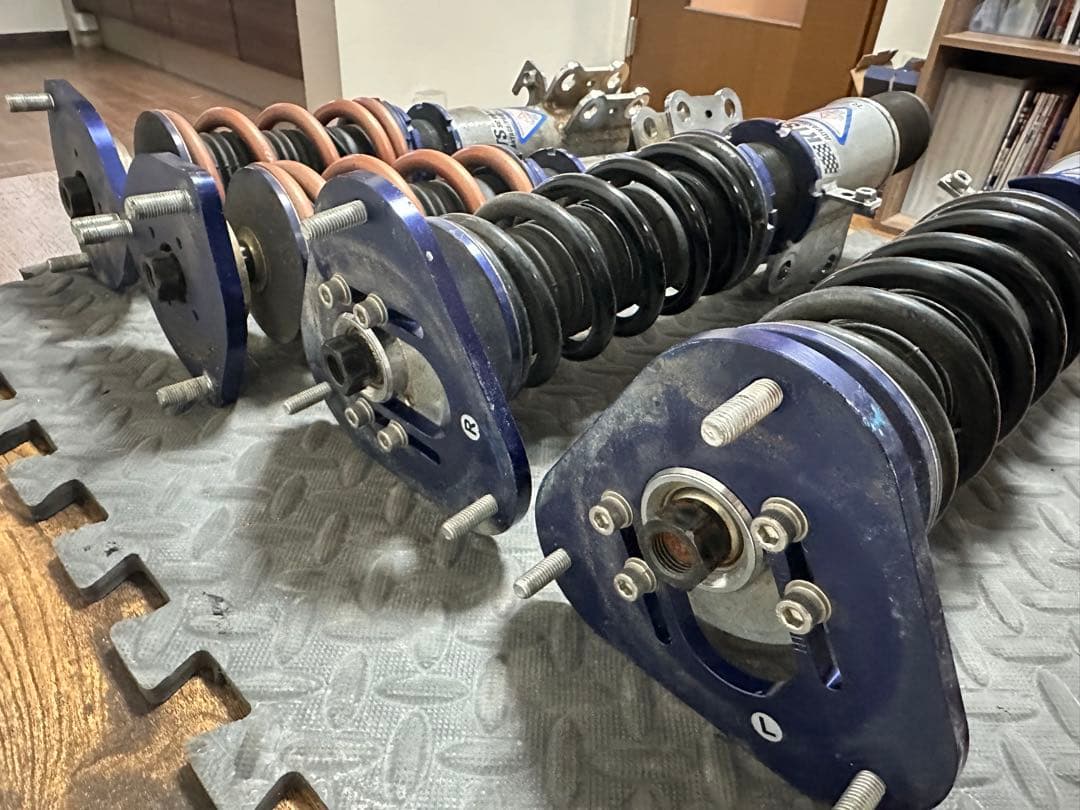 KTS 車高調 forトヨタMR-S (ZZW30) - メルカリ