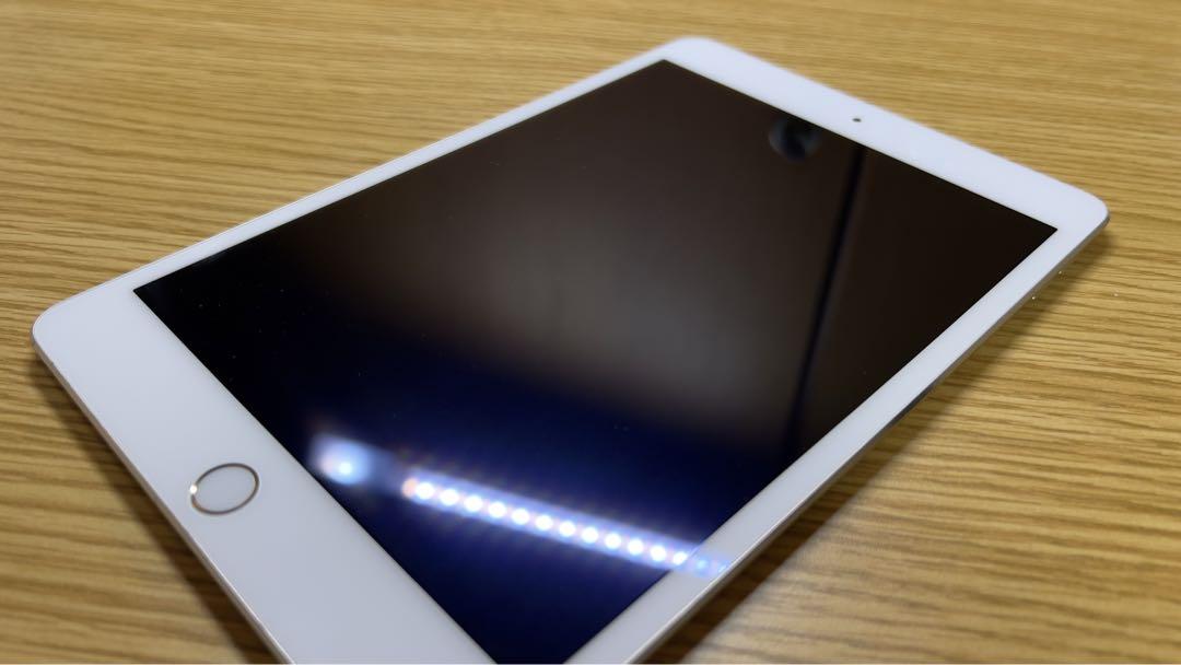 iPad mini 4 128GB セルラーモデル ゴールド
