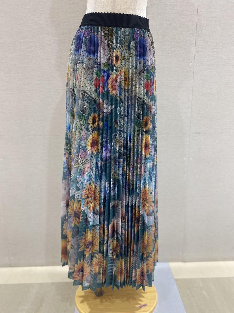 新品　イズスカラー　ヒマワリ柄　プリーツメッシュスカート　Ｍ