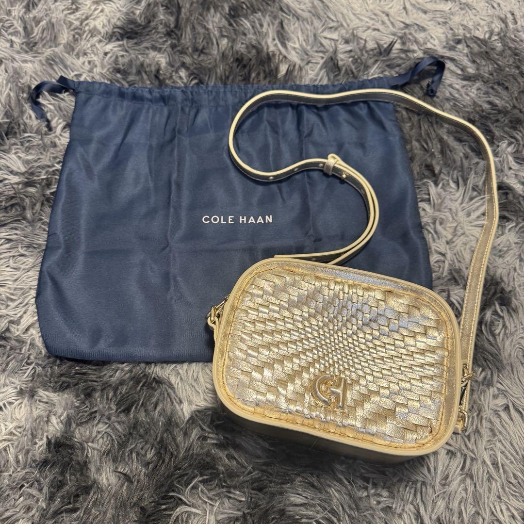 コールハーンCOLE HAAN 金 ショルダーバッグ 美品