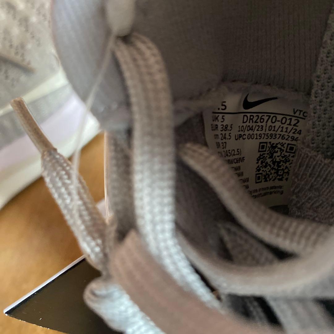 【未使用】W NIKE ナイキ ReactX Infinity Run 4