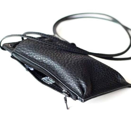 美品】yorozu ヨロズ キリハナ立体ケース BLACK