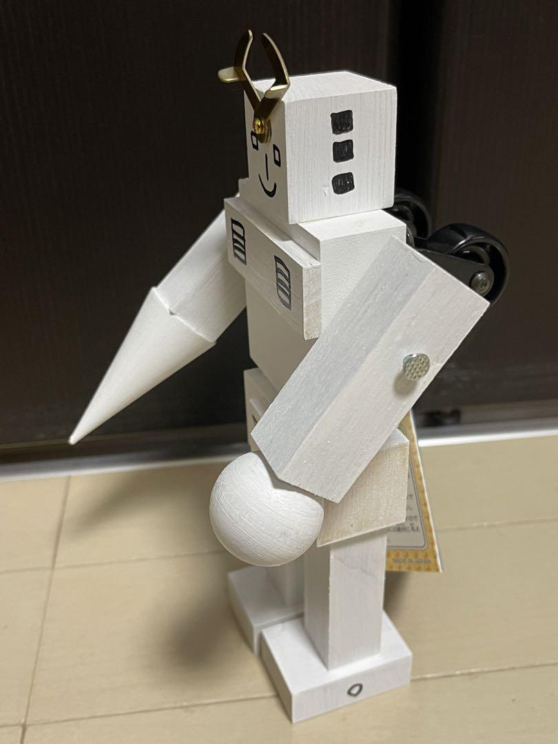 コレジャナイロボ 木製 フィギュア 太郎商店 ザリガニワークス