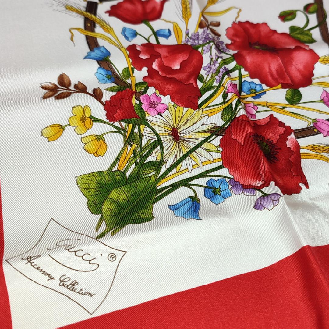 良品✨GUCCI グッチ スカーフ シルク100% ベージュ 花 蝶