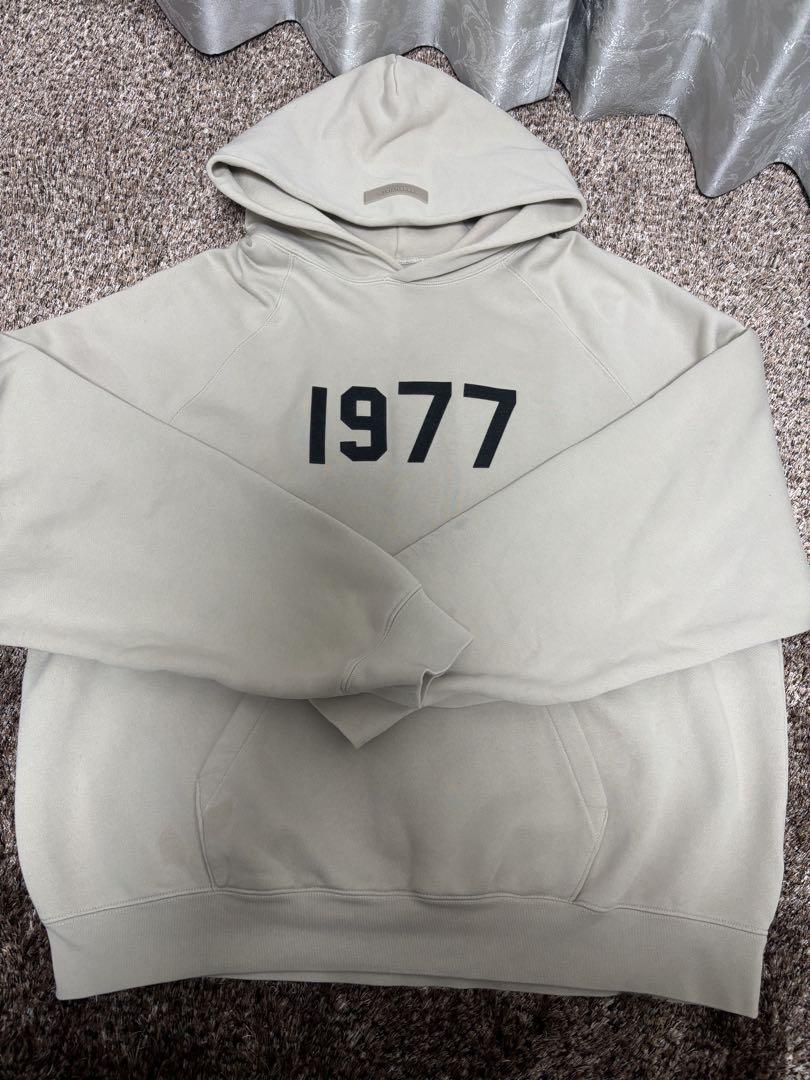 ESSENTIALS FEAR OF GOD パーカー Lサイズ1977パーカー
