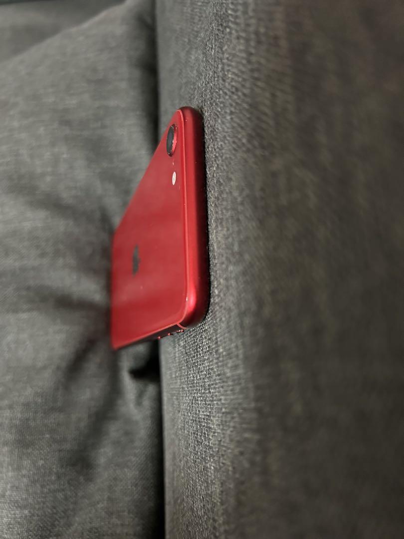 Apple iPhone SE (第3世代) PRODUCT(RED)
