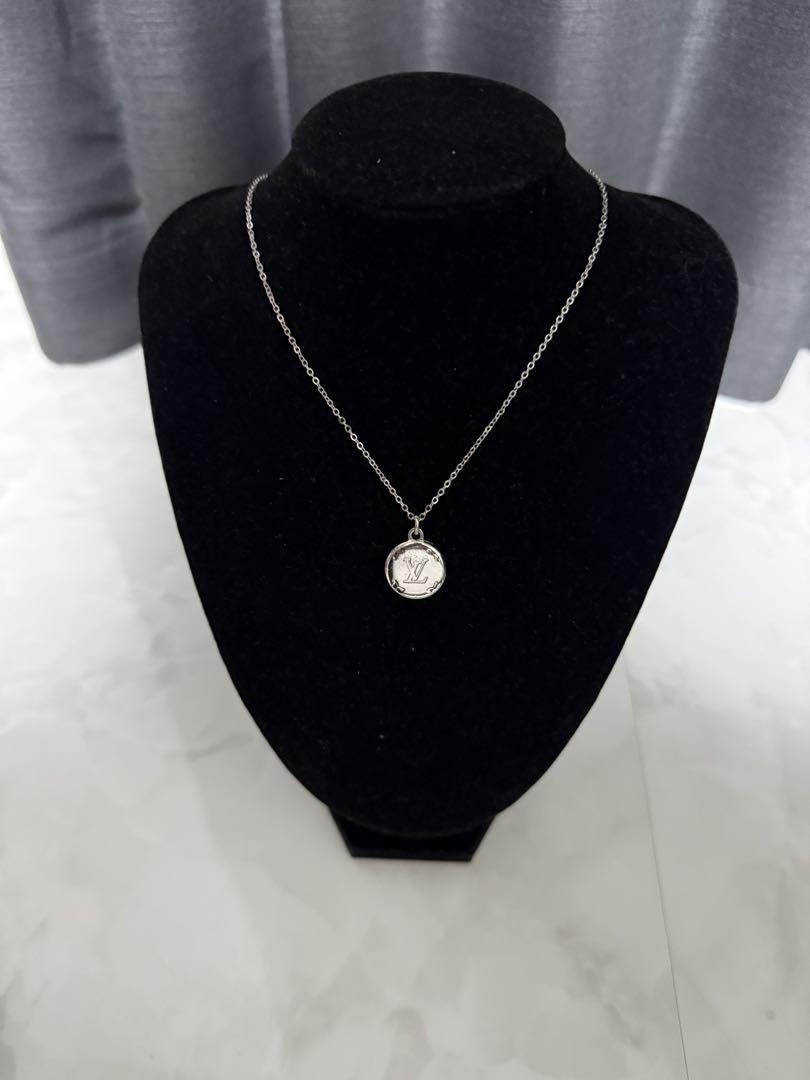 ✨極美品✨ louis vuitton ネックレス LVモノグラム柄