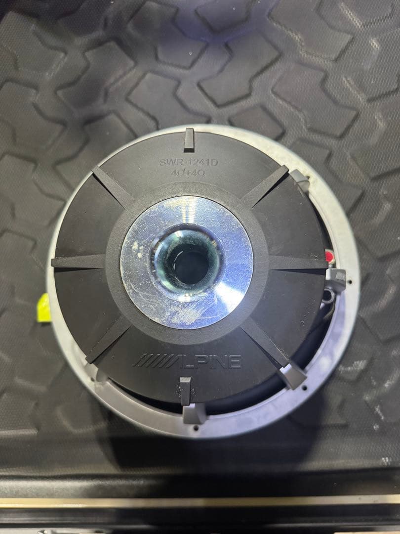 アルパイン サブウーハー