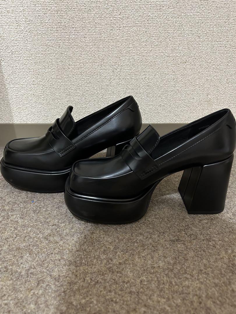 CHARLES & KEITH】モニーク プラットフォームローファーパンプス